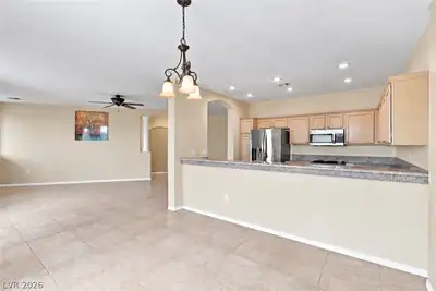 9430 Laguna Niguel Drive 103, Las Vegas, NV 89134 Kitchen