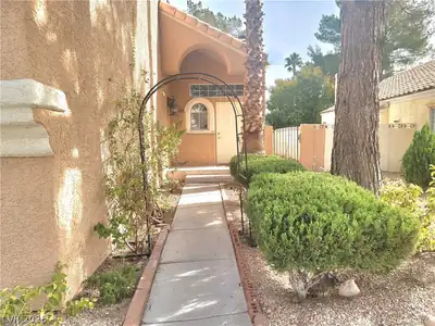 2436 Sun Shores Drive, Las Vegas, NV 89128 