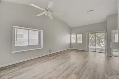 386 El Pico Drive, Henderson, NV 89014 Living Room