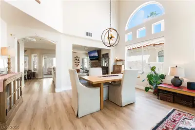 2421 Ivy Garden Court, Las Vegas, NV 89134 Dining Area