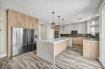 5924 Vista Creek Street, North Las Vegas, NV 89031 