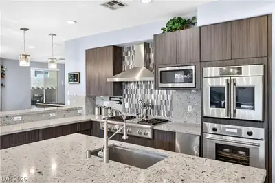 8413 Willow Point Court, Las Vegas, NV 89128 