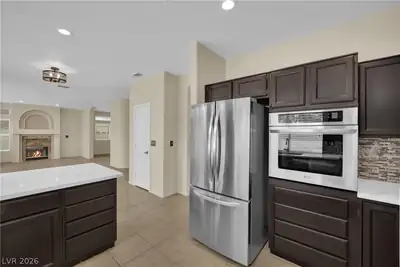 2106 Club Meadows Drive, Henderson, NV 89074 Kitchen