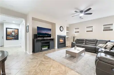 2572 Lockerbie Street, Henderson, NV 89044 Living Room