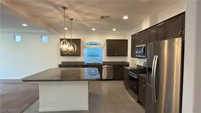 5395 Crossgates Avenue, Las Vegas, NV 89139 Kitchen