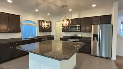 5395 Crossgates Avenue, Las Vegas, NV 89139 Kitchen