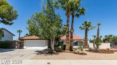 5532 Ramillete Road, Las Vegas, NV 89120 Front of Structure