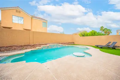 9124 Craven Avenue, Las Vegas, NV 89149 Pool