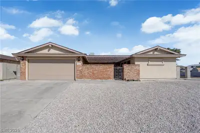 3880 El Paso Drive, Las Vegas, NV 89121 Front of Structure