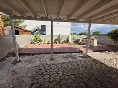 576 River Bed Street, Las Vegas, NV 89110 Patio