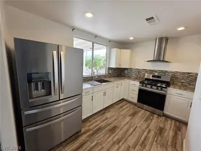 576 River Bed Street, Las Vegas, NV 89110 Kitchen