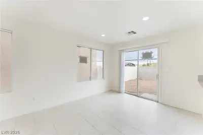 2137 Tierra Del Verde Street, Las Vegas, NV 89156 Dining Area