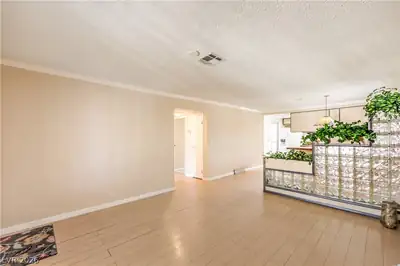 3240 Cameron Street D, Las Vegas, NV 89102 Living Room