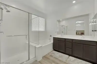 1535 Pacific Baza Street, Las Vegas, NV 89138 Primary Bathroom