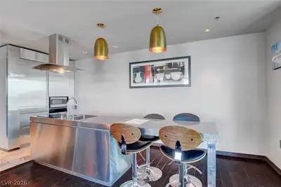 4381 West Flamingo Road 1121, Las Vegas, NV 89103 Kitchen