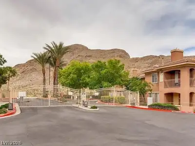 10210 Deerfield Beach Avenue 101, Las Vegas