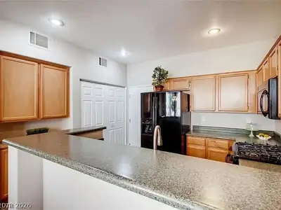 10210 Deerfield Beach Avenue 101, Las Vegas, NV 89129 Kitchen