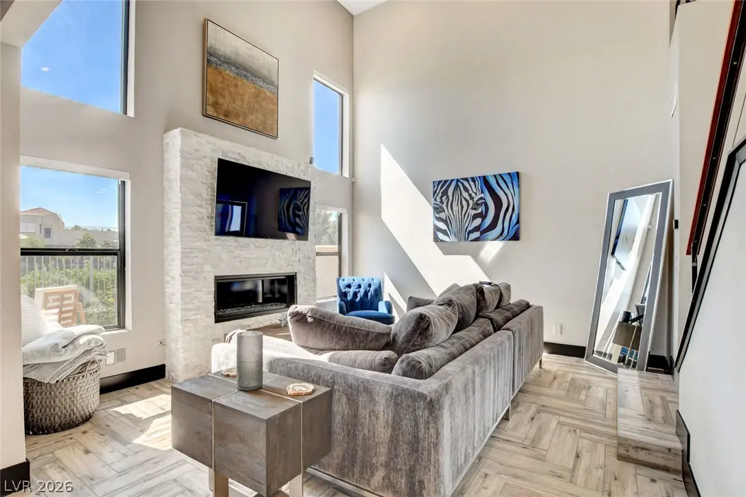 2637 Seashore Drive, Las Vegas, NV 89128