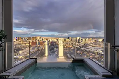 4381 West Flamingo Road 58306, Las Vegas, NV 89103 Pool