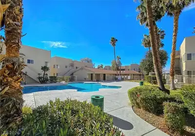 1812 North Decatur Boulevard 101, Las Vegas, NV 89108 Pool