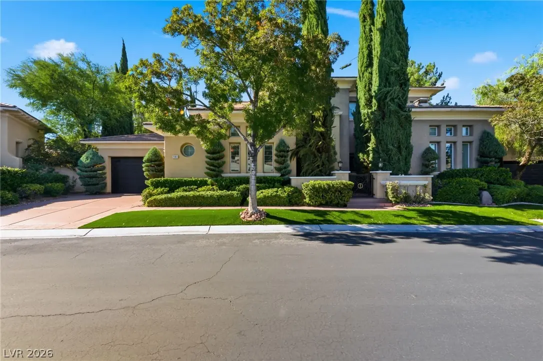 101 South Royal Ascot Drive, Las Vegas, NV 89144