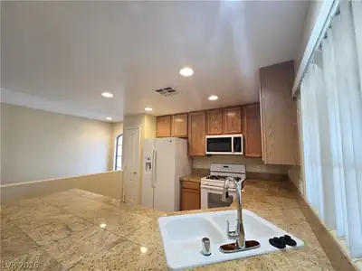 5415 Crimson Crest Place 204, Las Vegas, NV 89149 Kitchen