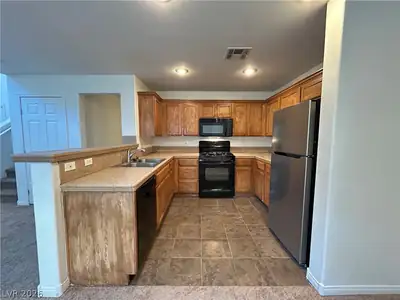 1153 Blue Magenta Avenue, Las Vegas, NV 89183 Kitchen