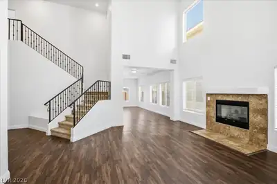 2884 Gables Vale Court, Las Vegas, NV 89121 Living Room