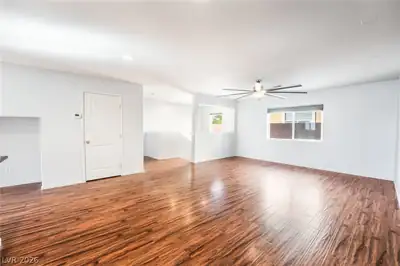 10544 Seasonable Drive, Las Vegas, NV 89129 Living Room