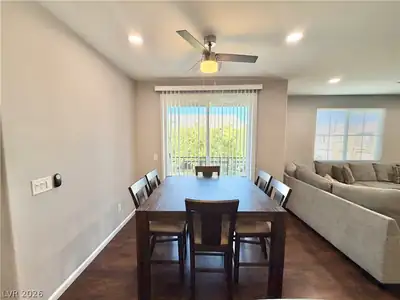 6153 Pine Desert Avenue 101, Las Vegas, NV 89108 