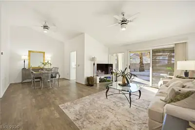 2817 Lotus Hill Drive, Las Vegas, NV 89134 Living Room