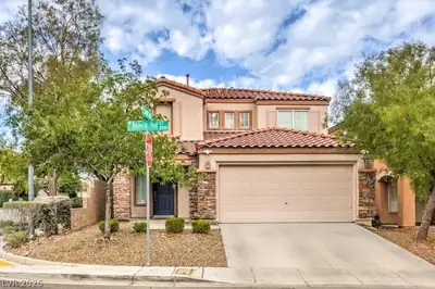 8938 Bonneville Peak Court, Las Vegas