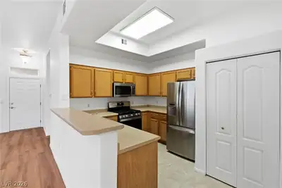 700 Carnegie Street 1712, Henderson, NV 89052 Kitchen