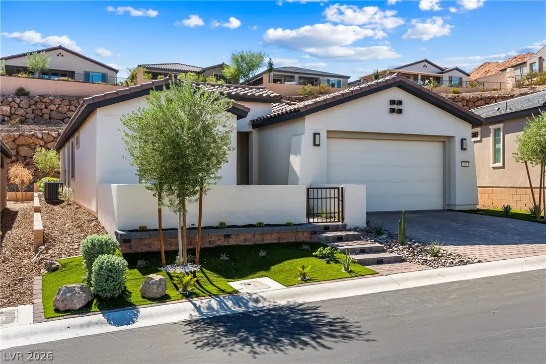 247 Sun Glaze Avenue, Henderson, NV 89011