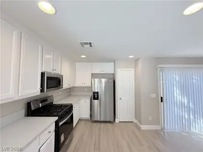7888 Millbrookshire Way, Las Vegas, NV 89139 Kitchen