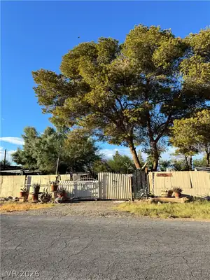 6132 Silver Road, Las Vegas, NV 89110 Front of Structure