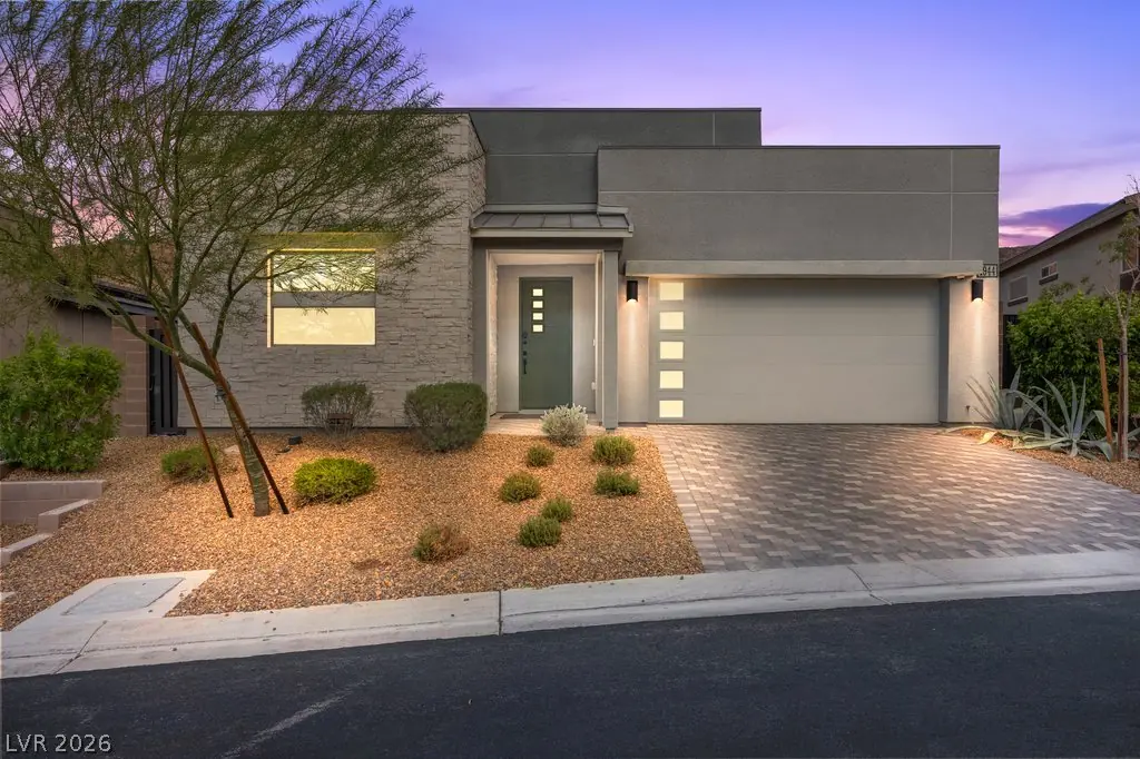 1944 Regal Bluff Drive, Henderson, NV 89052
