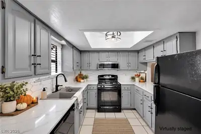 5075 Eldora Avenue 2, Las Vegas