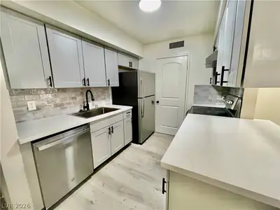 5187 Greene Lane, Las Vegas, NV 89119 Kitchen