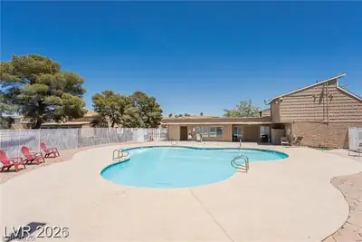 5228 Garden Lane, Las Vegas, NV 89119 Pool