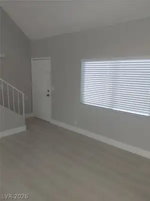 5228 Garden Lane Las Vegas, NV 89119