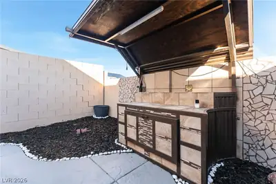 5908 Buena Tierra Street, North Las Vegas, NV 89031 Yard