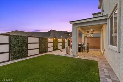 10801 Space Odyssey Avenue, Las Vegas, NV 89129 Yard
