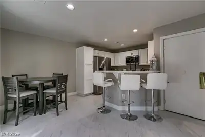 7252 QUARTERHORSE Lane n/a, Las Vegas, NV 89148 Kitchen