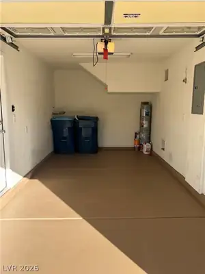 484 Brompton Street, Las Vegas, NV 89178 Garage