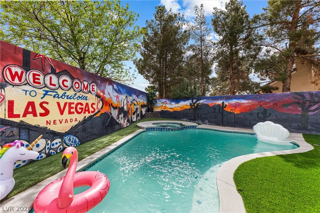 616 Playa Del Sol Way, Henderson, NV 89015