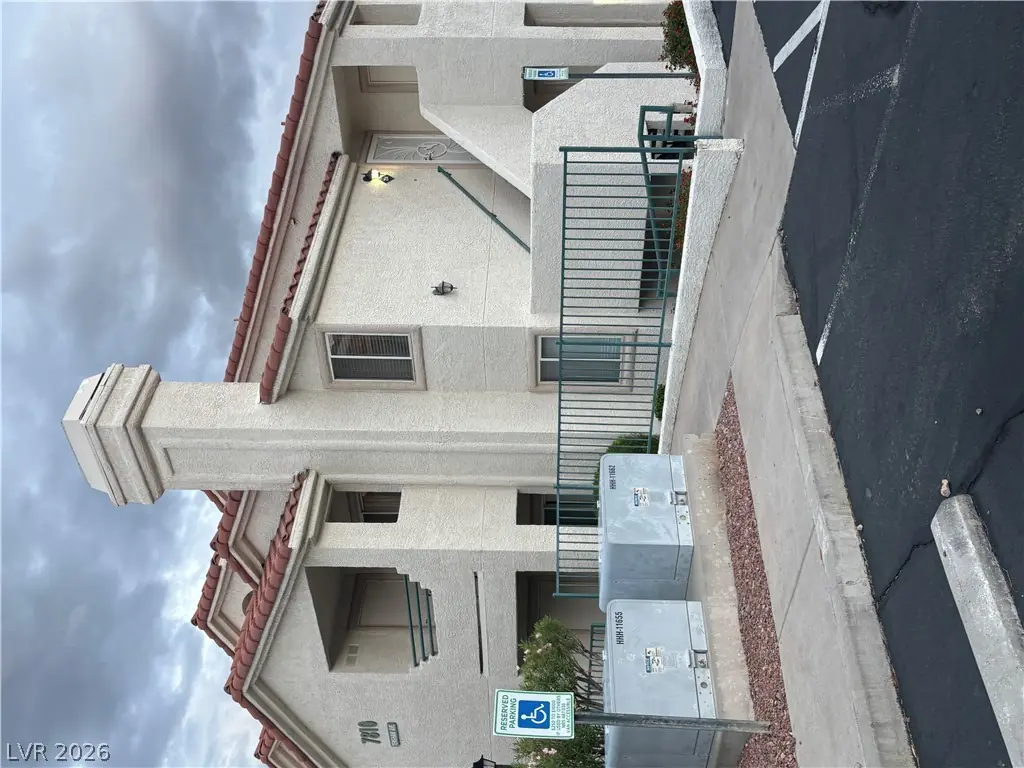 7810 Tenshaw Avenue 104, Las Vegas, NV 89145