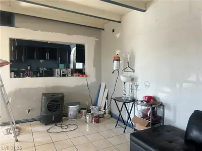 2129 Franklin Avenue, Las Vegas, NV 89104 Living Room