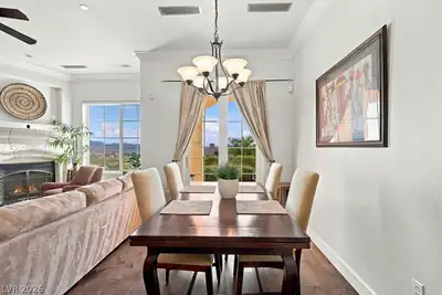 18 Via Visione 102, Henderson, NV 89011 Dining Area