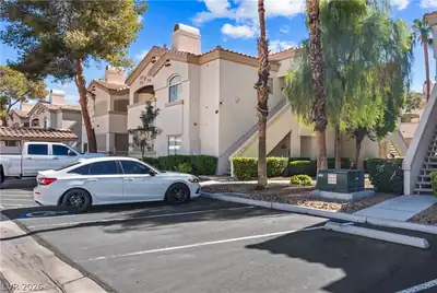 6480 Annie Oakley Drive 721, Las Vegas, NV 89120 